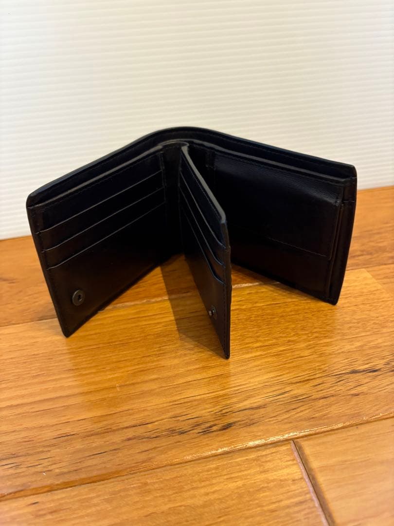 BOTTEGAVENETA ボッテガヴェネタ　二つ折り財布　黒　レザー
