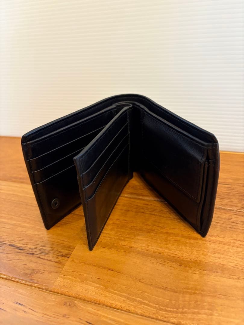 BOTTEGAVENETA ボッテガヴェネタ　二つ折り財布　黒　レザー