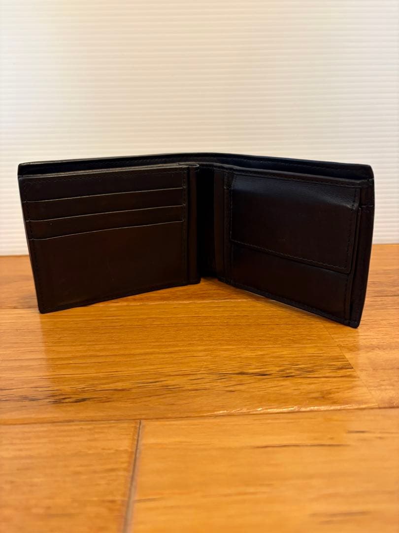 BOTTEGAVENETA ボッテガヴェネタ　二つ折り財布　黒　レザー