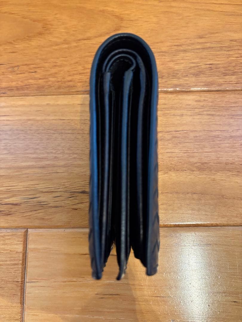 BOTTEGAVENETA ボッテガヴェネタ　二つ折り財布　黒　レザー