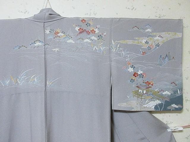 訪問着：美品-花と水流とオシドリと民家：高級品グレー：袷正絹：N88