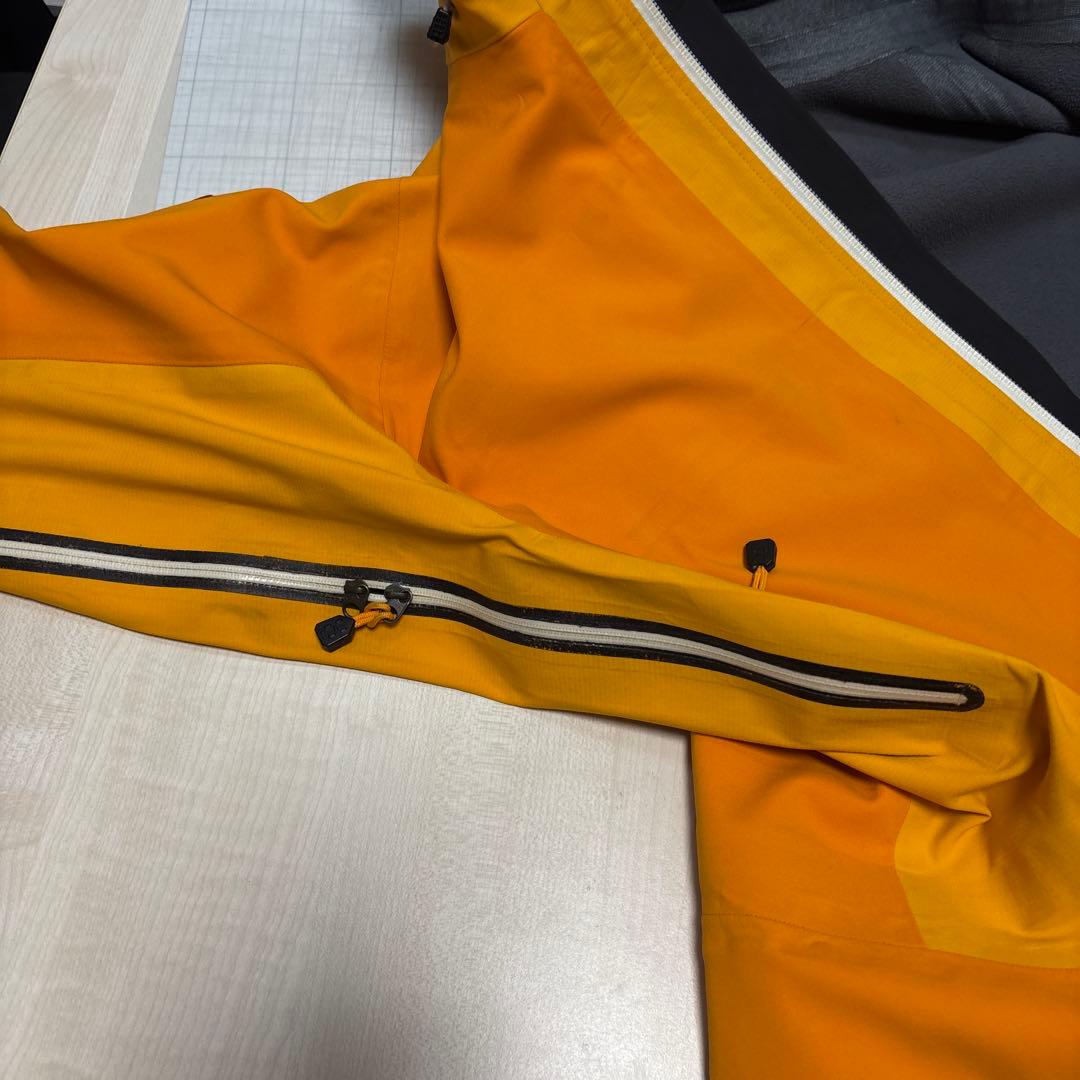 HAGLOFS ゴアテックス　スキー　スノーボードウェア