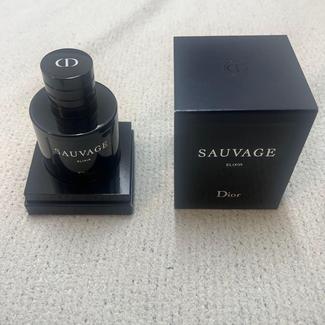 Dior Sauvage Elixir 香水(男性用)