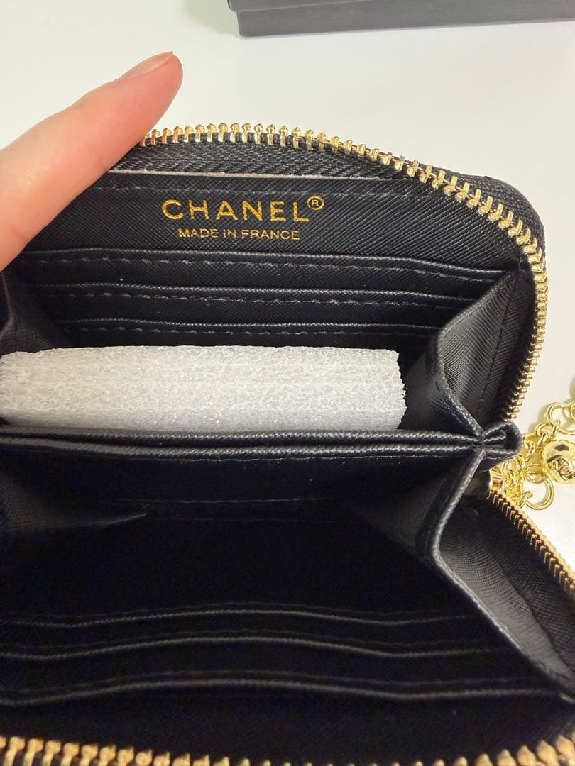 CHANEL ブラックレザー財布 キルティング ノベルティ