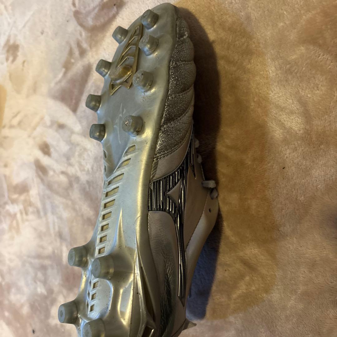 Mizuno Morelia NEO サッカーシューズ シルバー