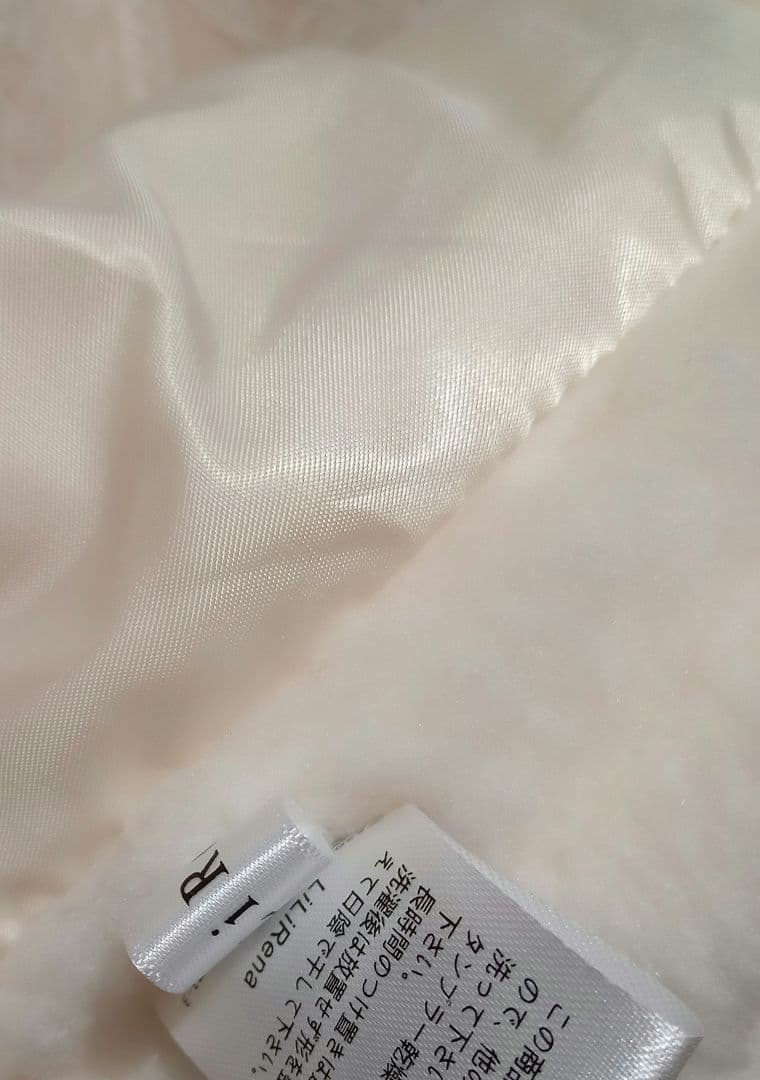 lilirena　ボアポンチョ　　ホワイト