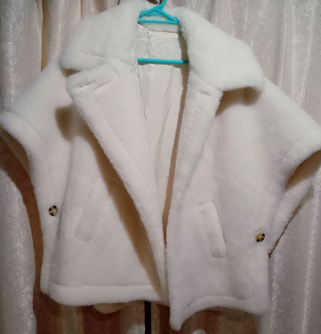 lilirena　ボアポンチョ　　ホワイト