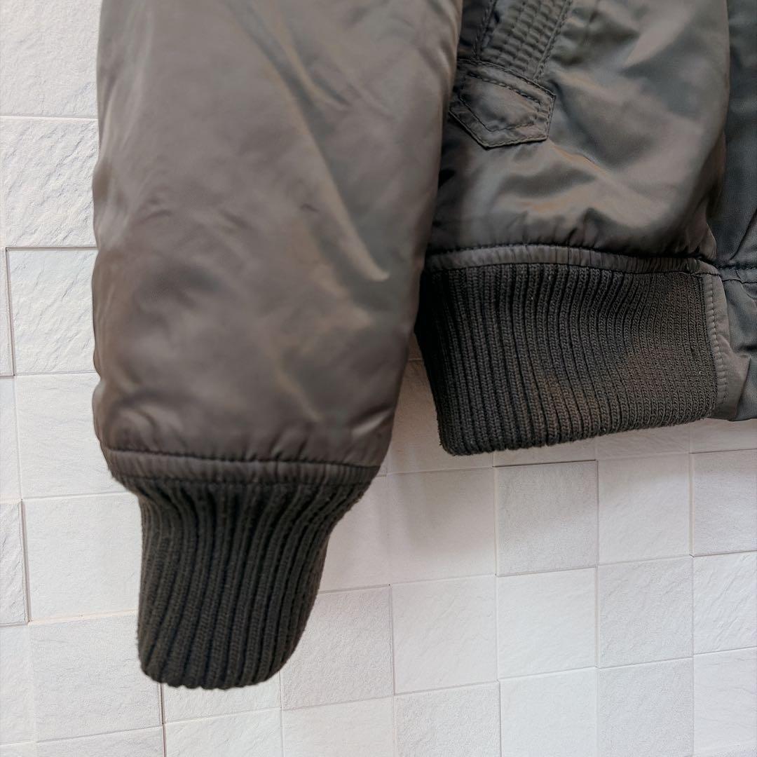 【美品】アルファ ALPHA INDUSTRIES　フライトジャケット　カーキ