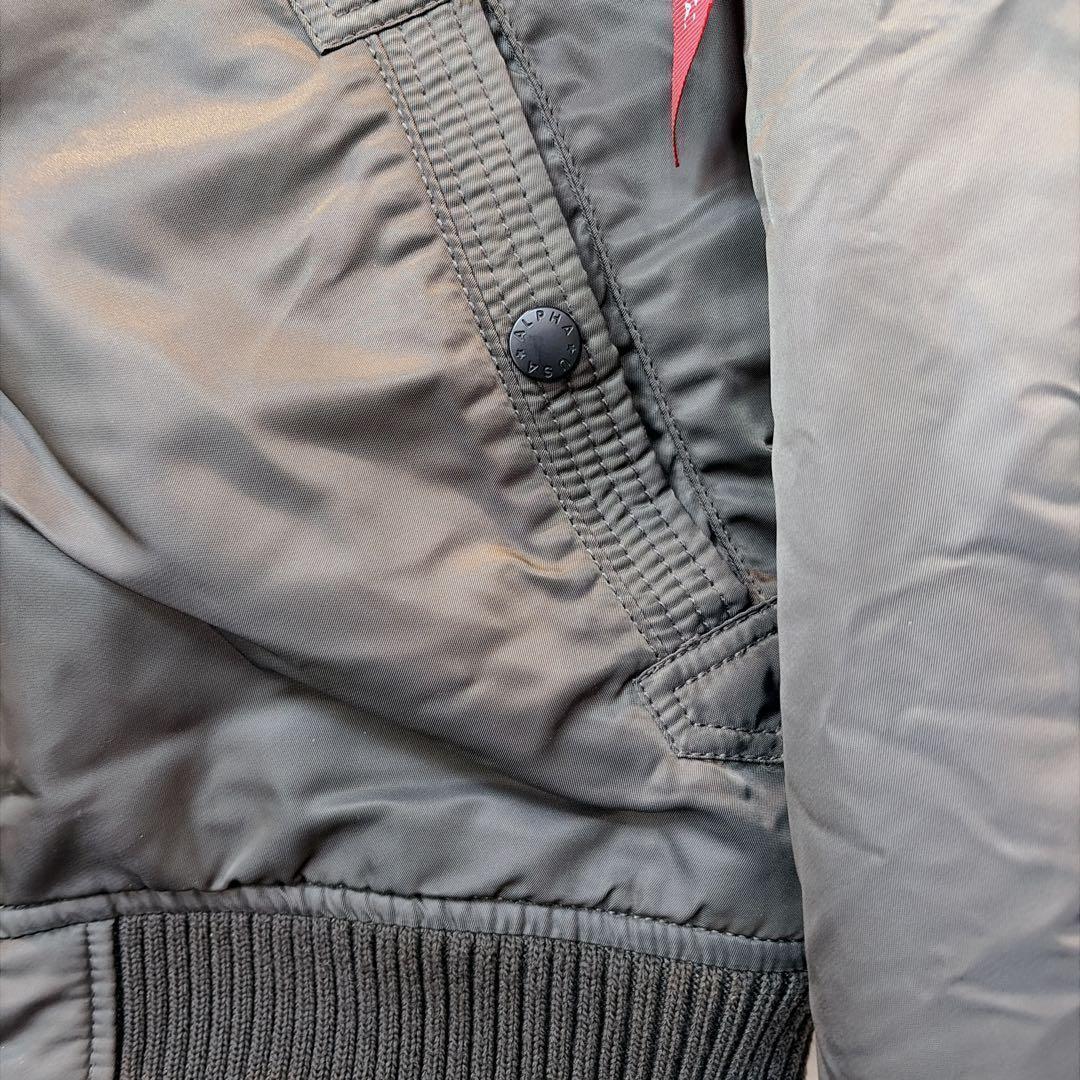 【美品】アルファ ALPHA INDUSTRIES　フライトジャケット　カーキ