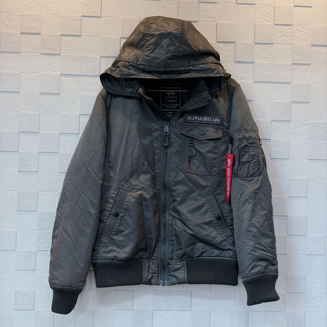 【美品】アルファ ALPHA INDUSTRIES　フライトジャケット　カーキ