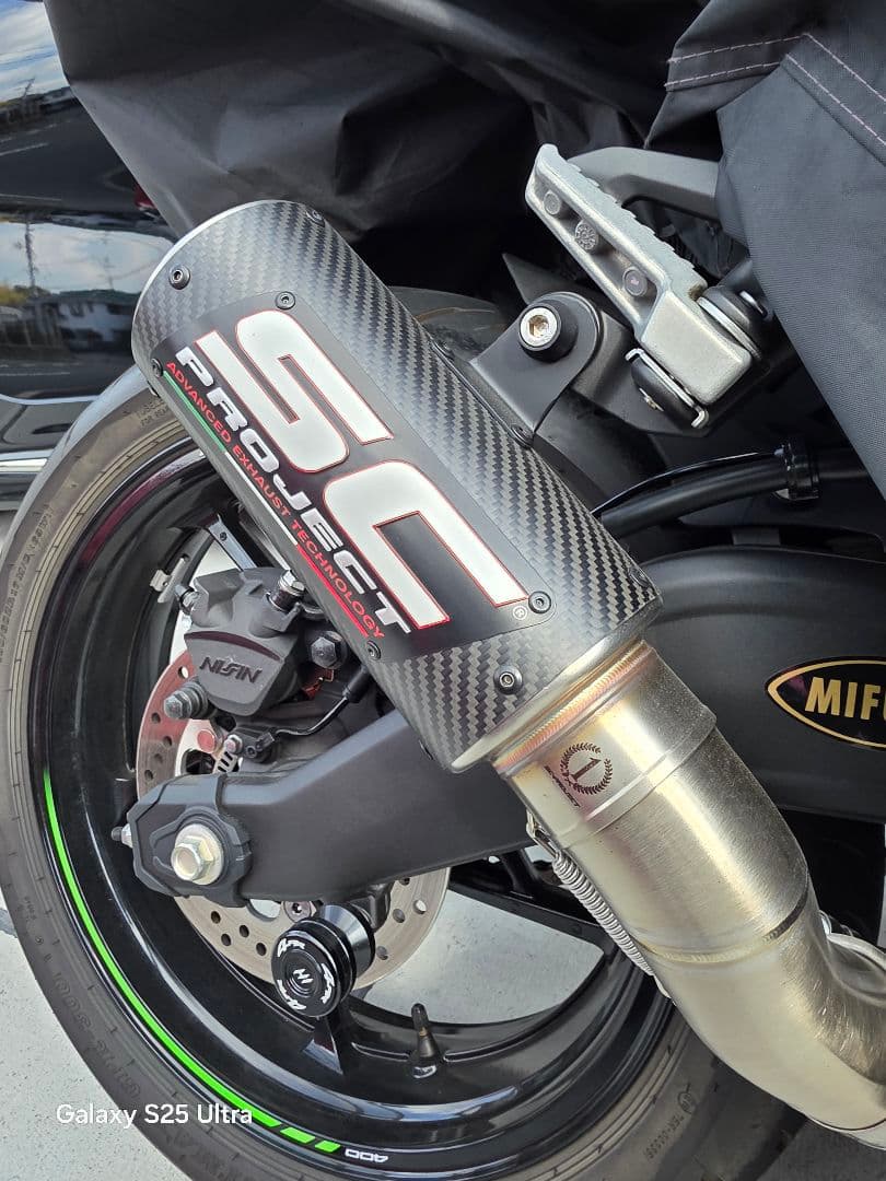 パーツ SC Project Carbon Fiber Muffler ZX4RR