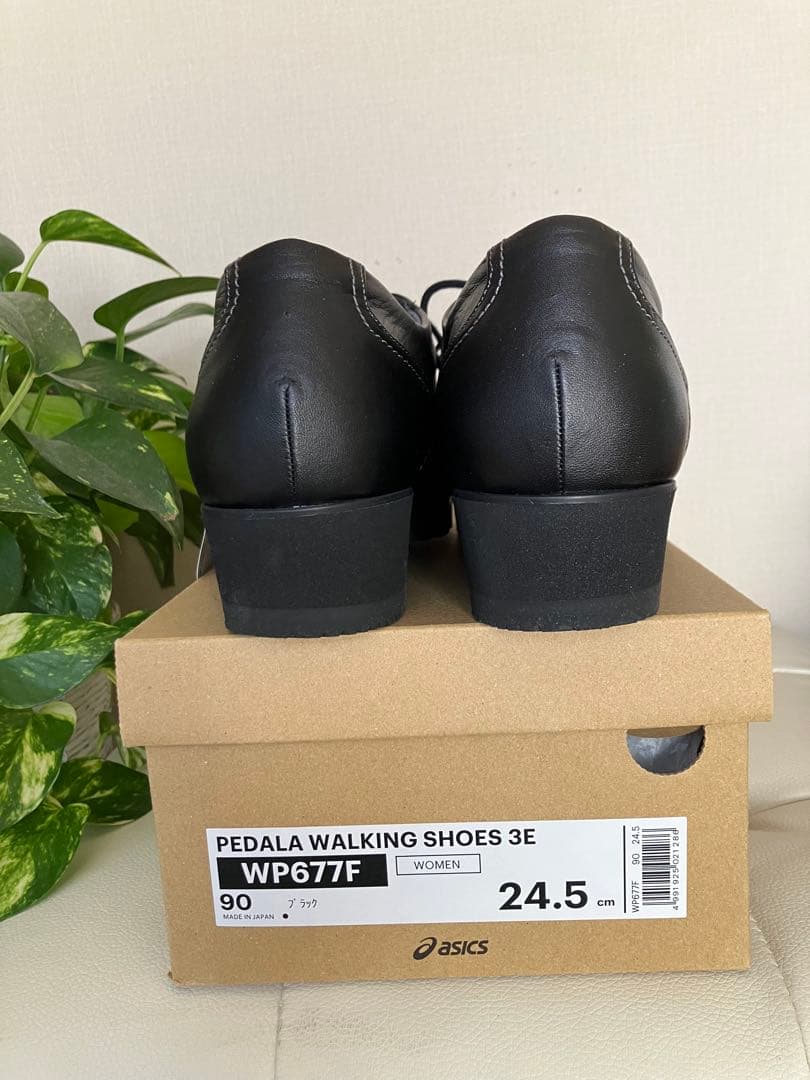 美品　asics PEDALA アシックス　ペダラ　黒　革製24.5 3E
