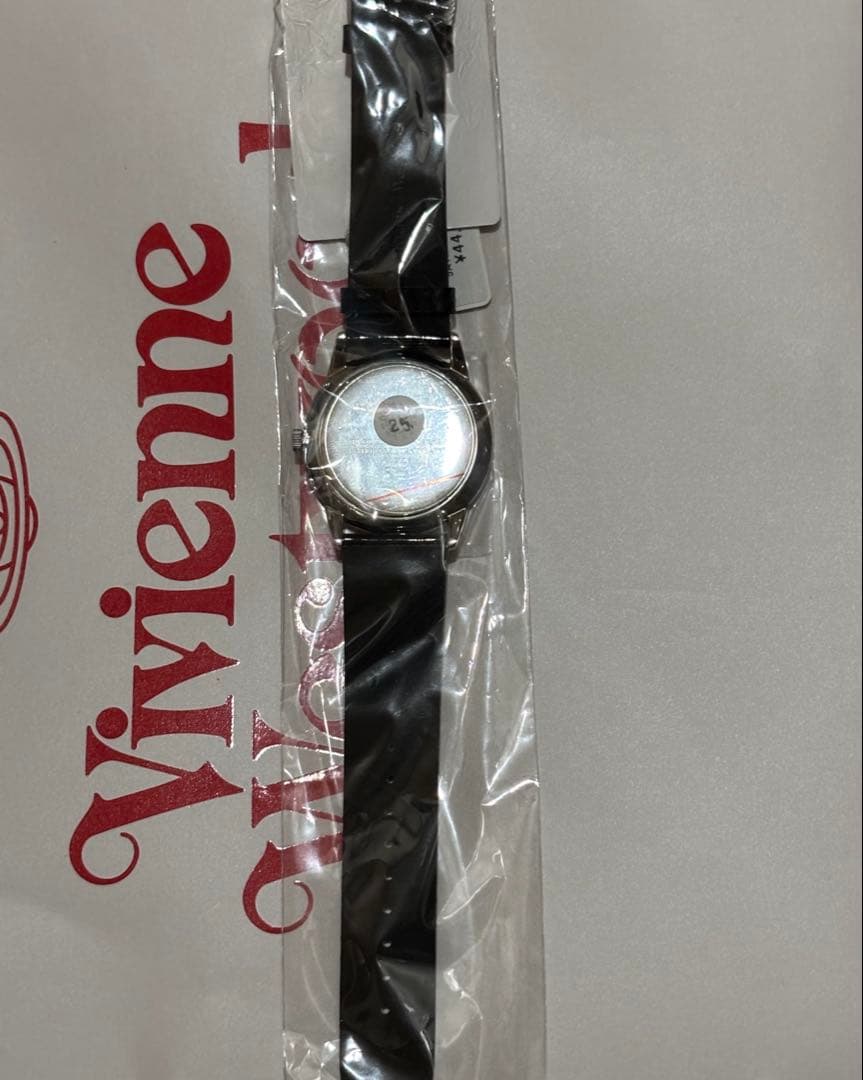 Vivienne Westwood 腕時計 専用ページ