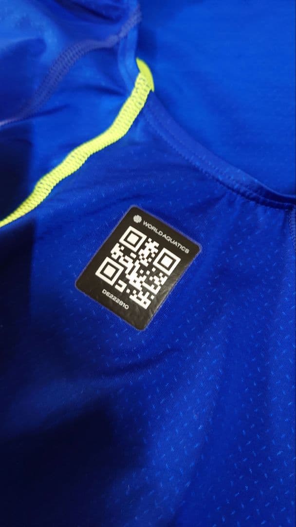 新品　アリーナ　競泳水着　ブルー＆イエロー　Lサイズ薄手