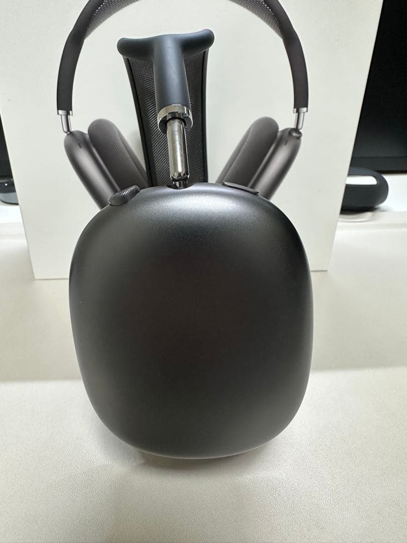 未使用に近いApple Airpods Max SpaceGrayスタンドセット