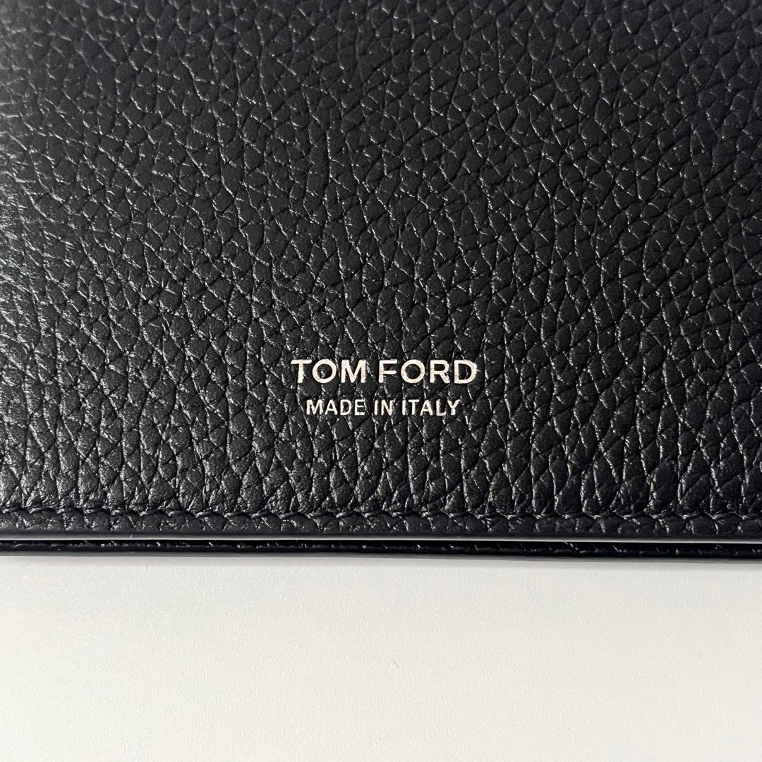 トムフォード　マネークリップ　二つ折り　レザー　黒　ブラック　ロゴ　イタリア製
