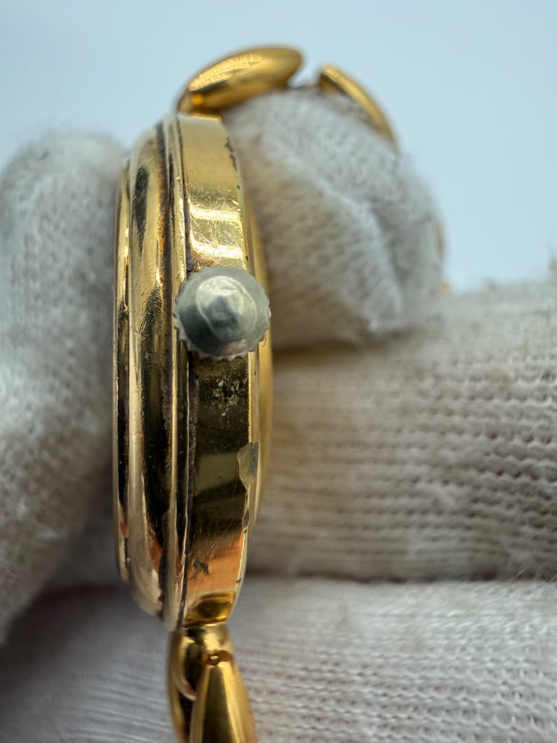 E*y様 GUCCI 腕時計