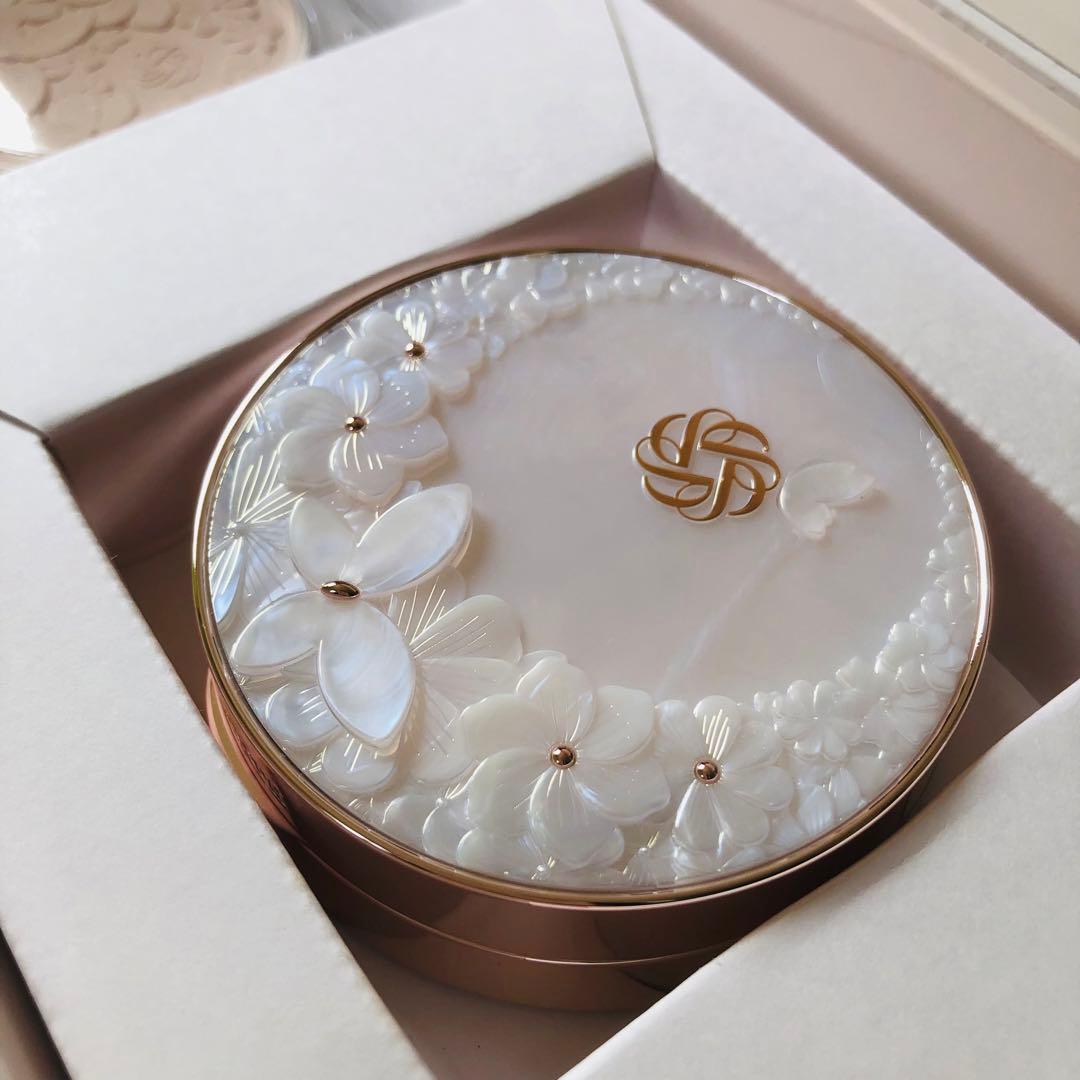 マルセル ワンダース コレクション 2024 コスメデコルテ フェイスパウダー