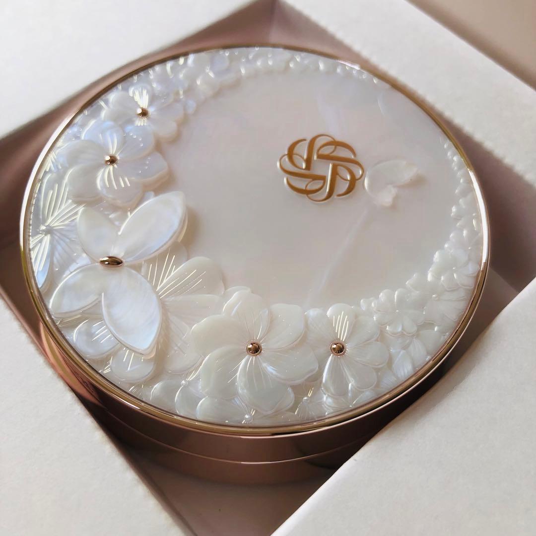 マルセル ワンダース コレクション 2024 コスメデコルテ フェイスパウダー