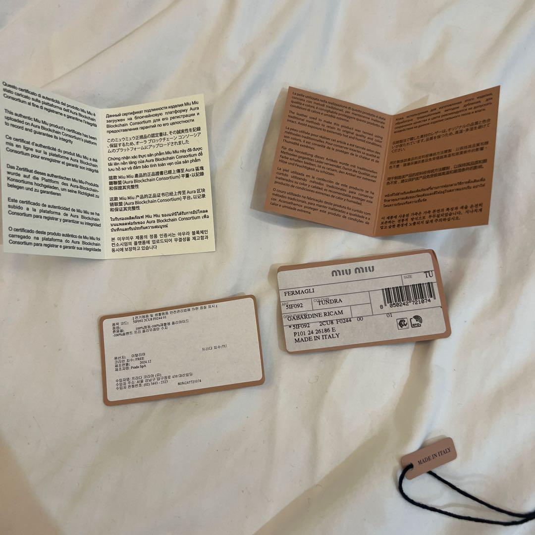 miumiu バレット ヘアクリップ ヘアピン