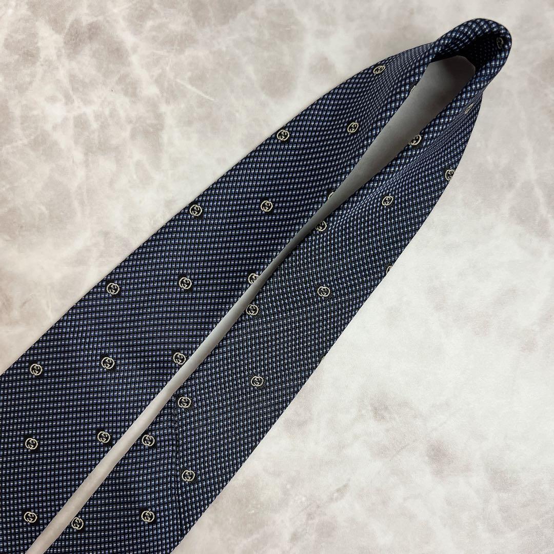 タグ付き GUCCI ネクタイ インターロッキング ネイビー 現行