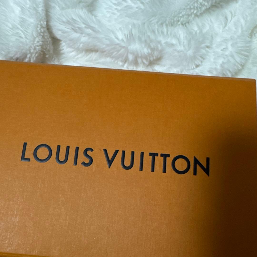 Louis Vuitton ピンク マフラー