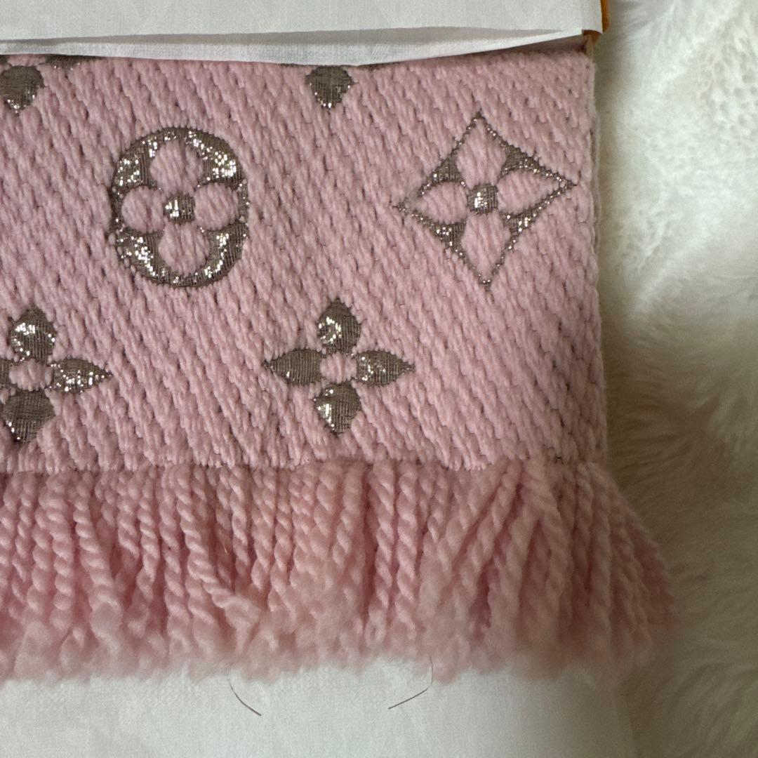 Louis Vuitton ピンク マフラー