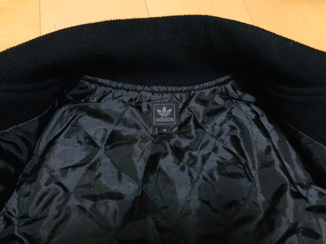 【入手困難/激レア】adidasウールスタジャンブラック 桑田佳祐着用 サイズM