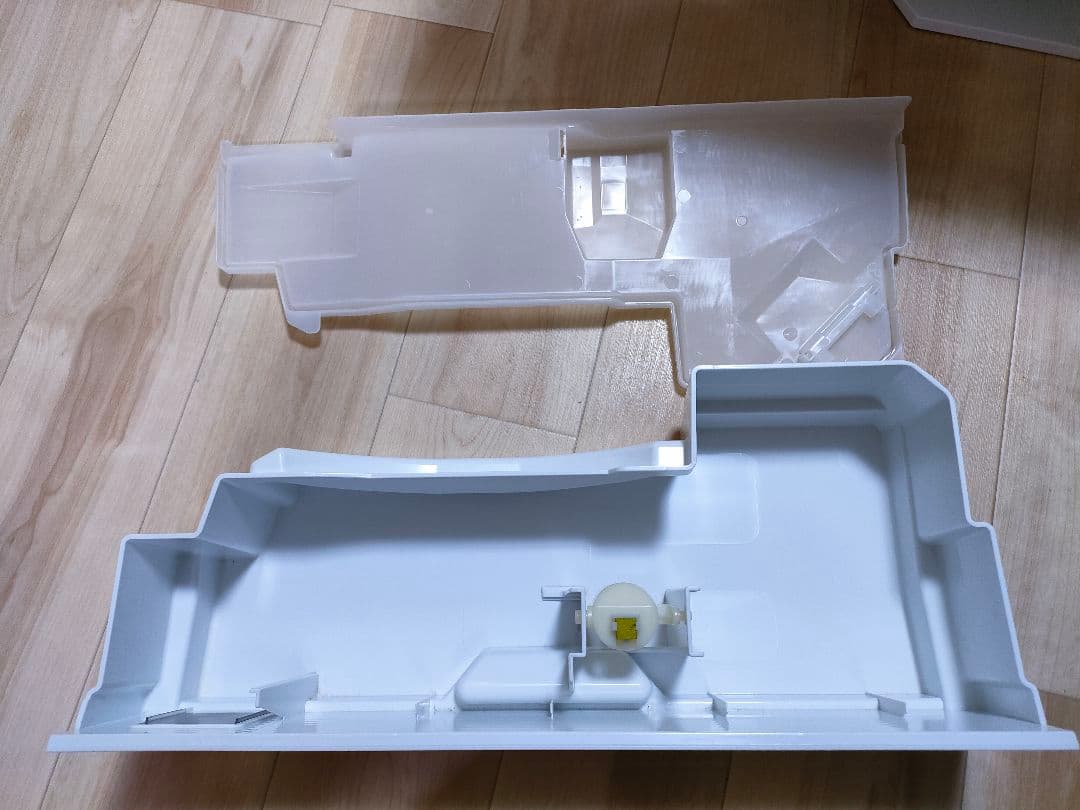 22年製 美品Panasonic F-YZXL60 除湿機