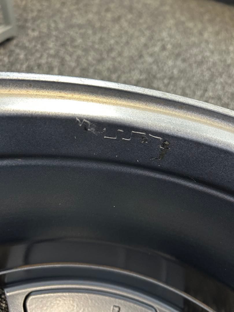 日産キックス　純正17インチホイール