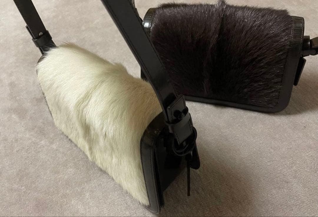 CELINE ファーセミショルダーバッグ