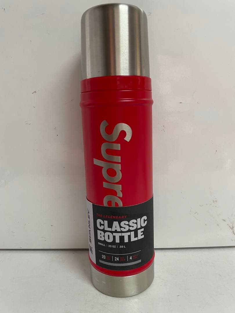 【全品最終値下げ中】 supreme Stanley 20 oz Bottle