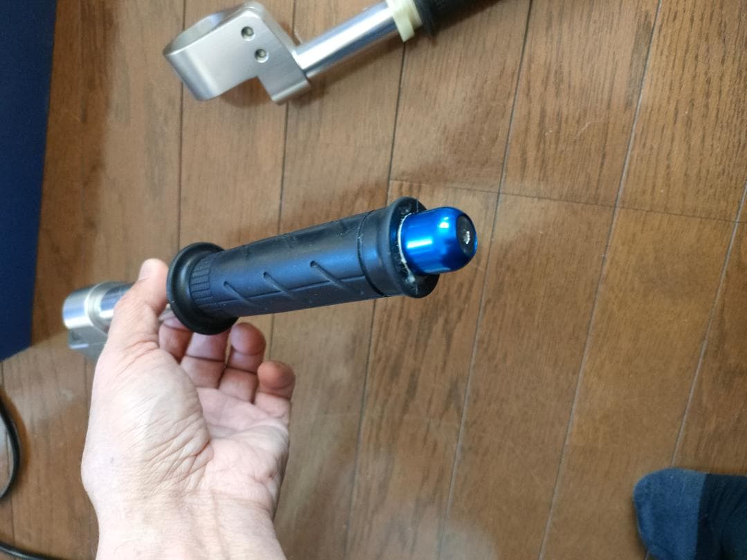 ハリケーン VTR1000F用ジュラルミンセパレートハンドル HS1041-01