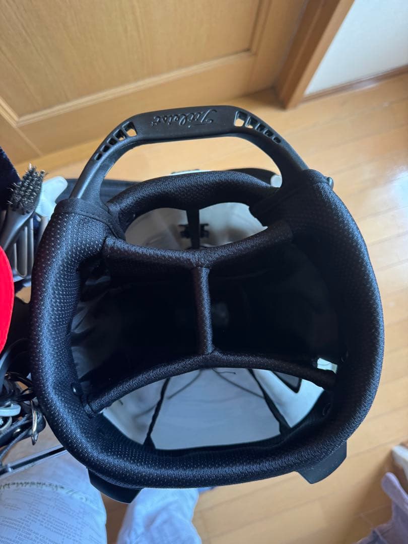 タイトリスト　スタンドバック