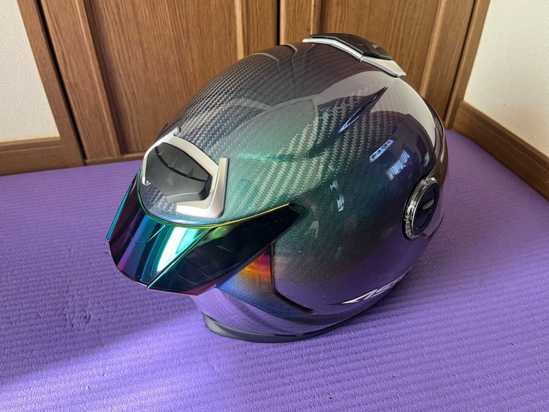 ASTONE GT-1000F IRIDIUM カーボンヘルメット