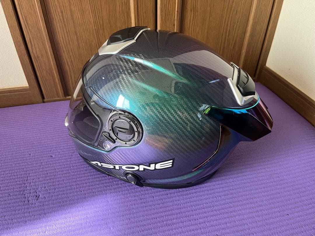 ASTONE GT-1000F IRIDIUM カーボンヘルメット