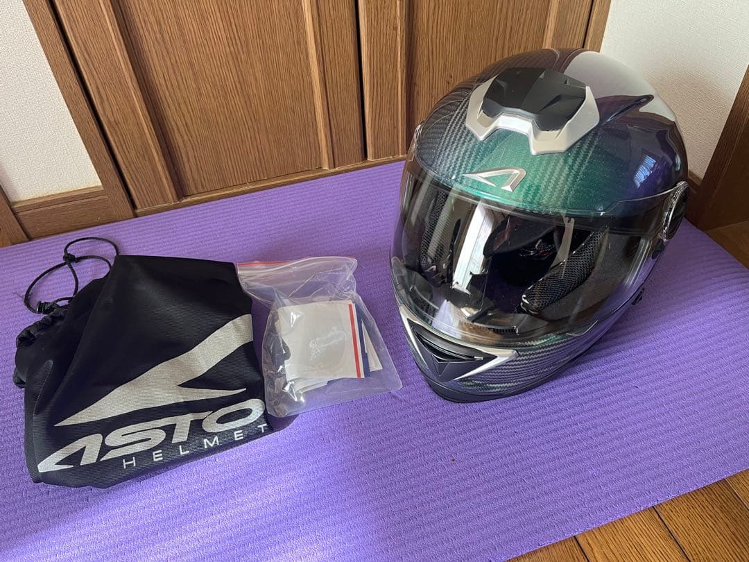 ASTONE GT-1000F IRIDIUM カーボンヘルメット