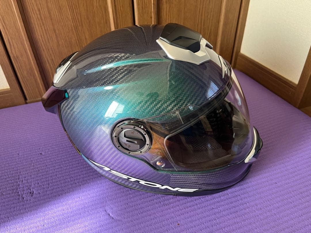 ASTONE GT-1000F IRIDIUM カーボンヘルメット