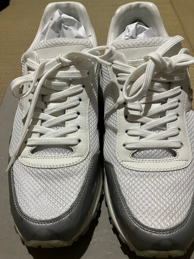 ルイヴィトン　スニーカー