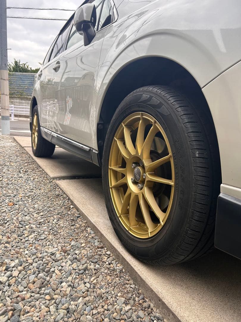 値下げ①OZウルトラレッジェーラ18インチゴールド5穴PCD100オフセット48