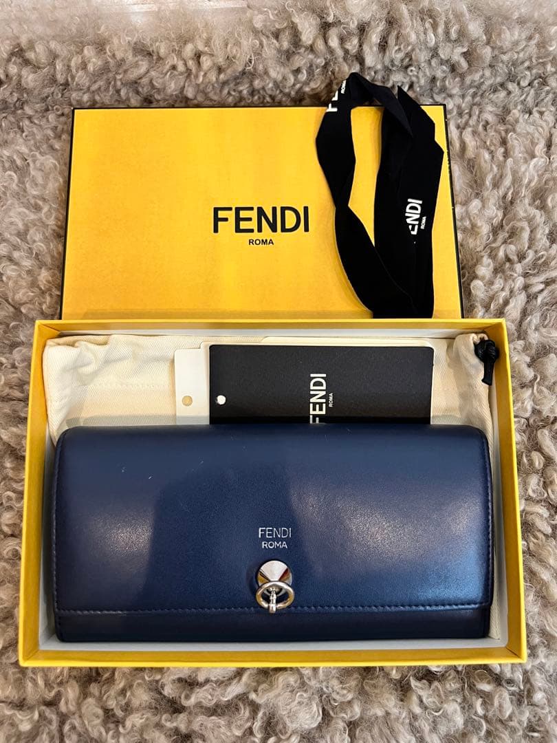 FENDI長財布