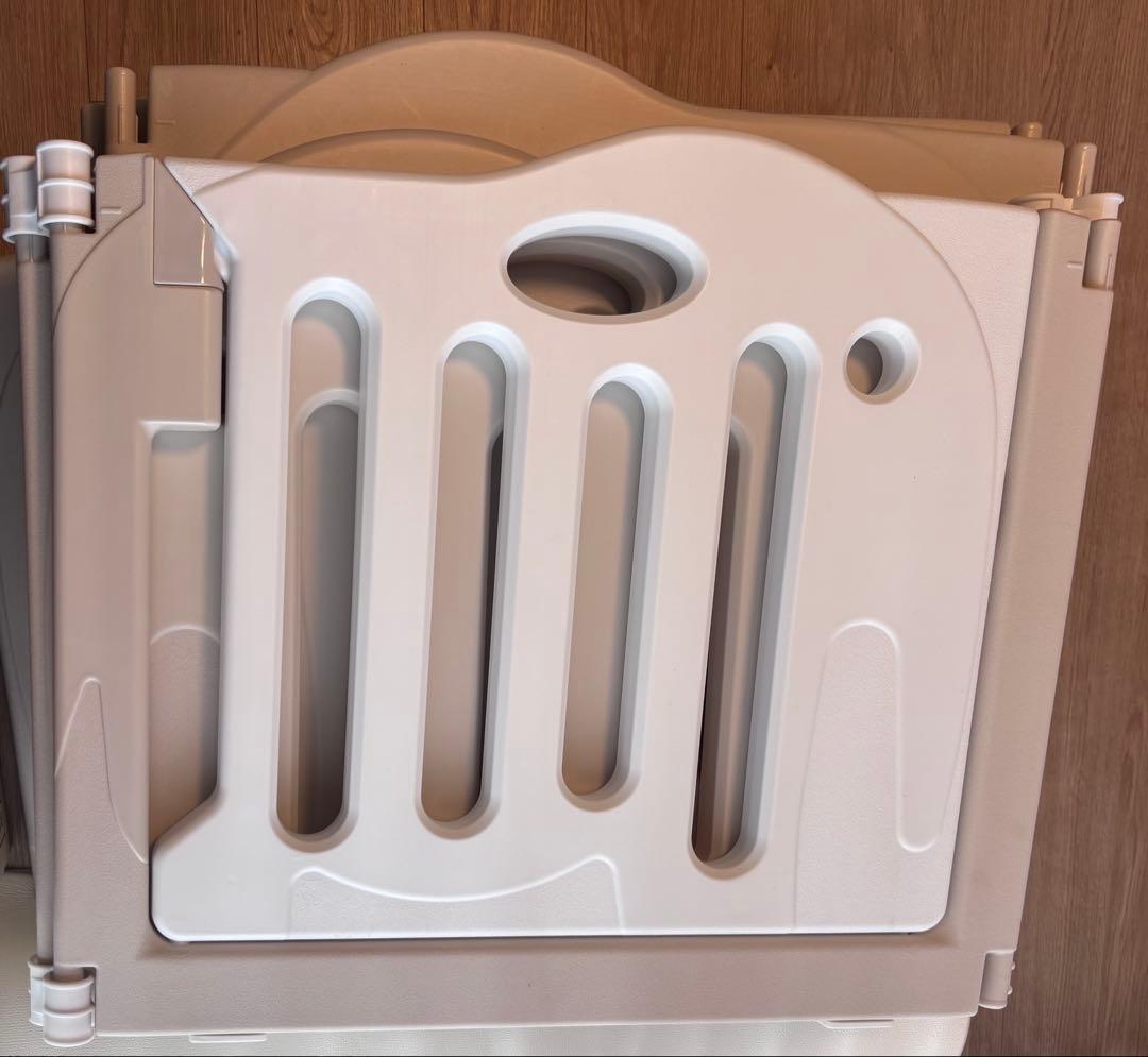 【日本育児】たためるベビーサークル 扉付 pawoo 8枚➕専用拡張２枚ベージュ