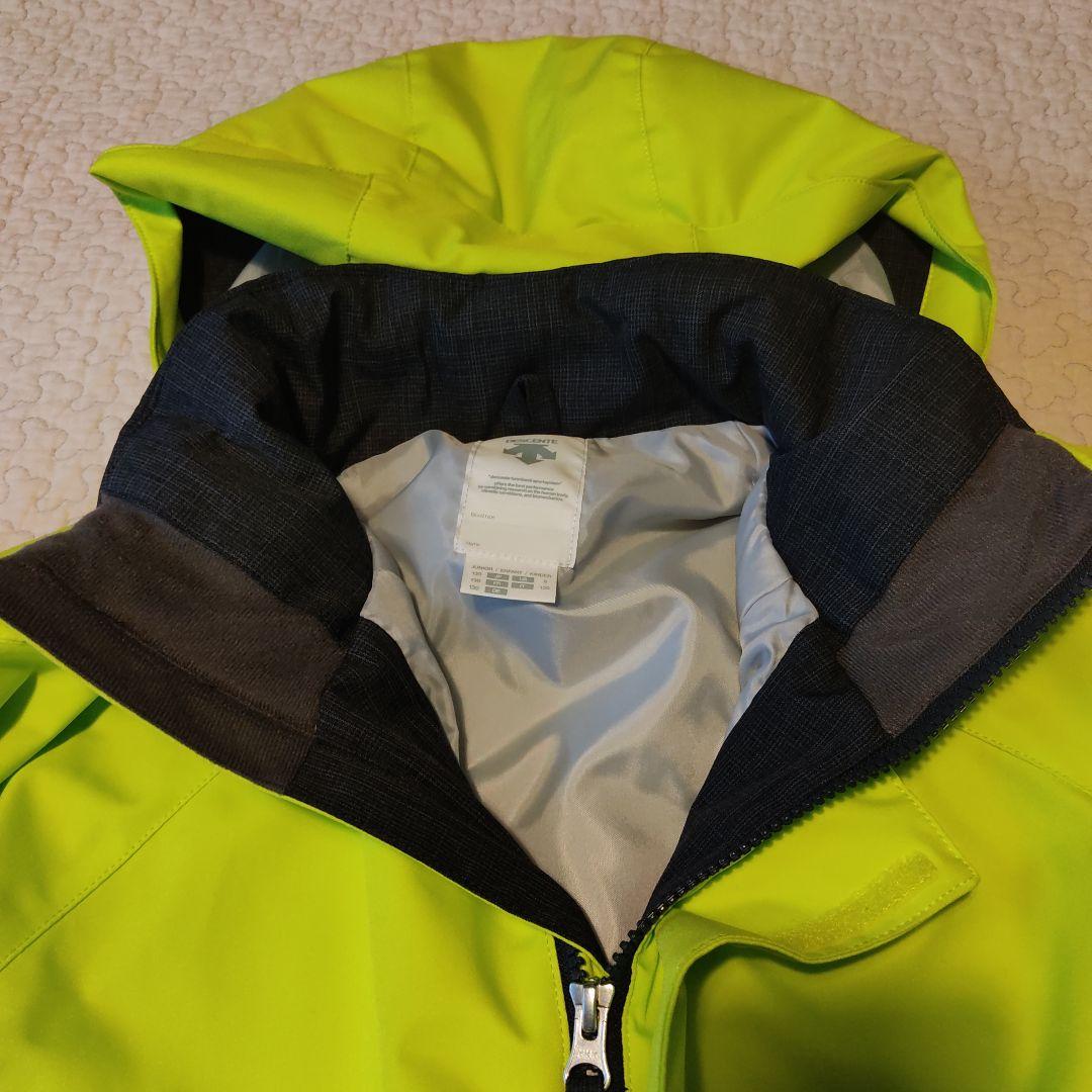 極美品デサント　スキーウェア　スノボ　130 DESCENTE