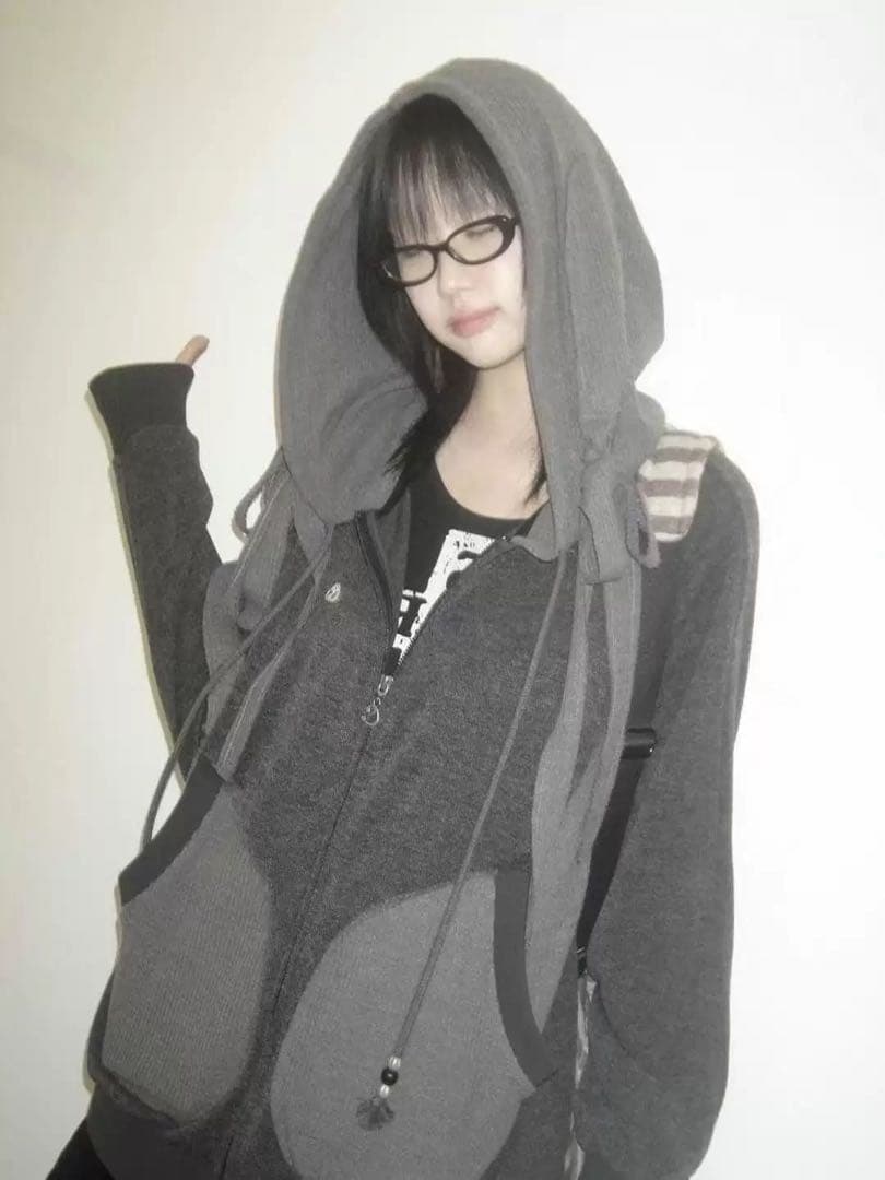 【新品未使用】COYSEIO フードパーカー ダークグレー チャコール　/f5