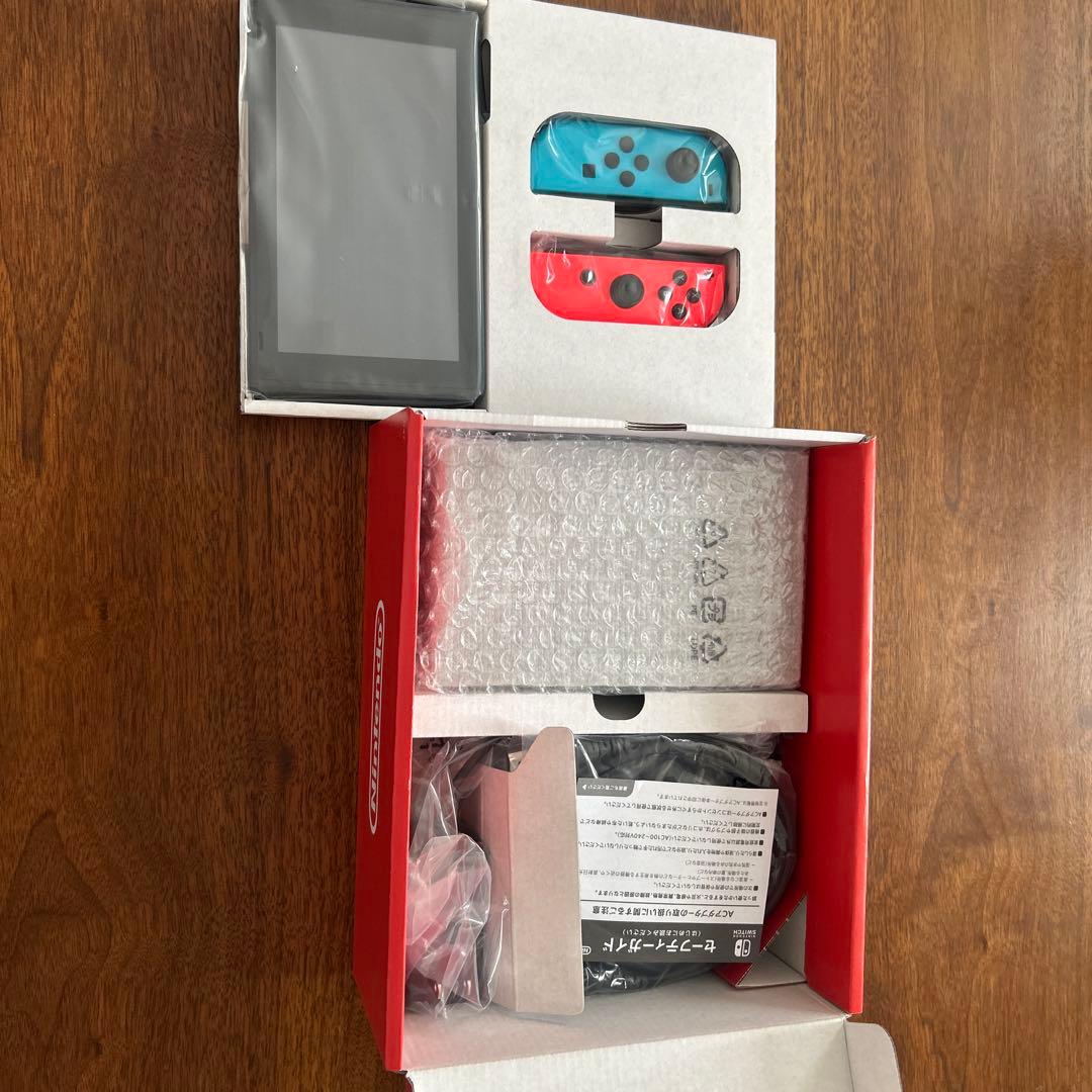 【新品、未使用】Nintendo Switch 本体 　ドラゴンクエスト3