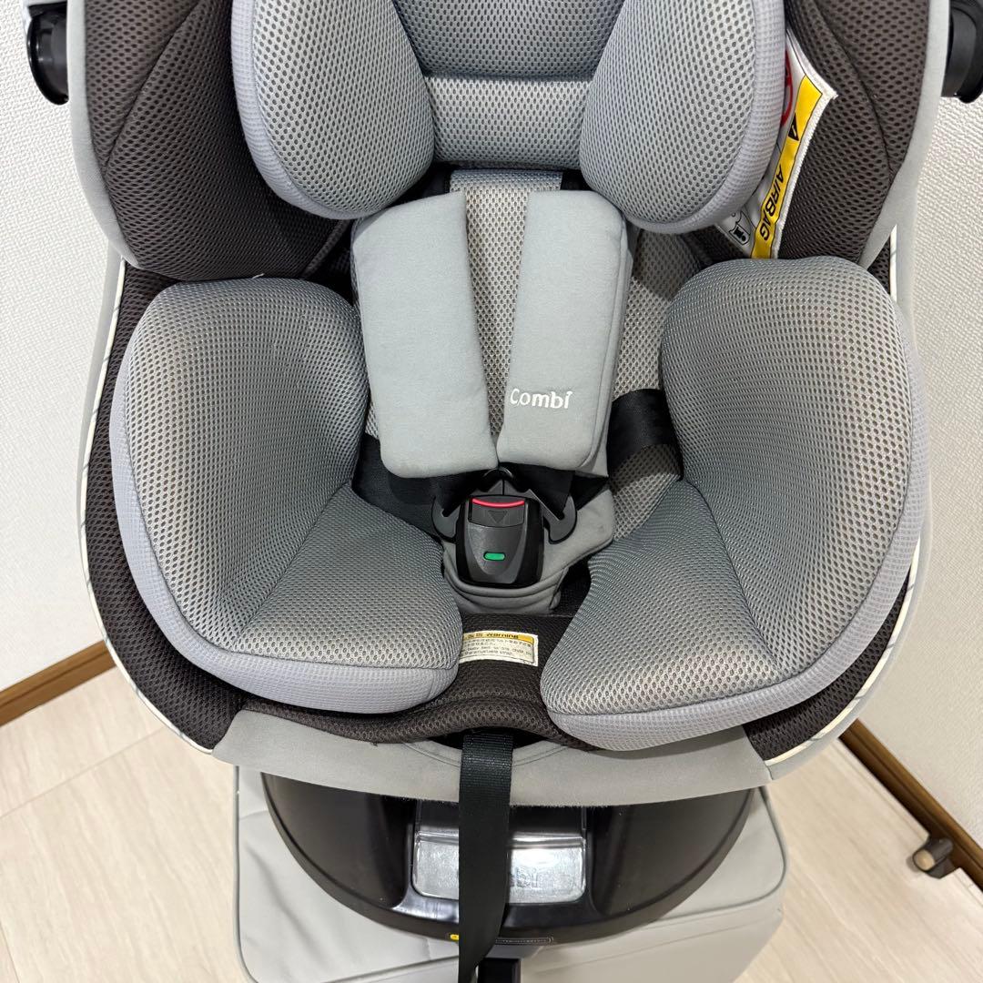 【美品】コンビ クルムーヴスマート JN-550 シートベルト固定