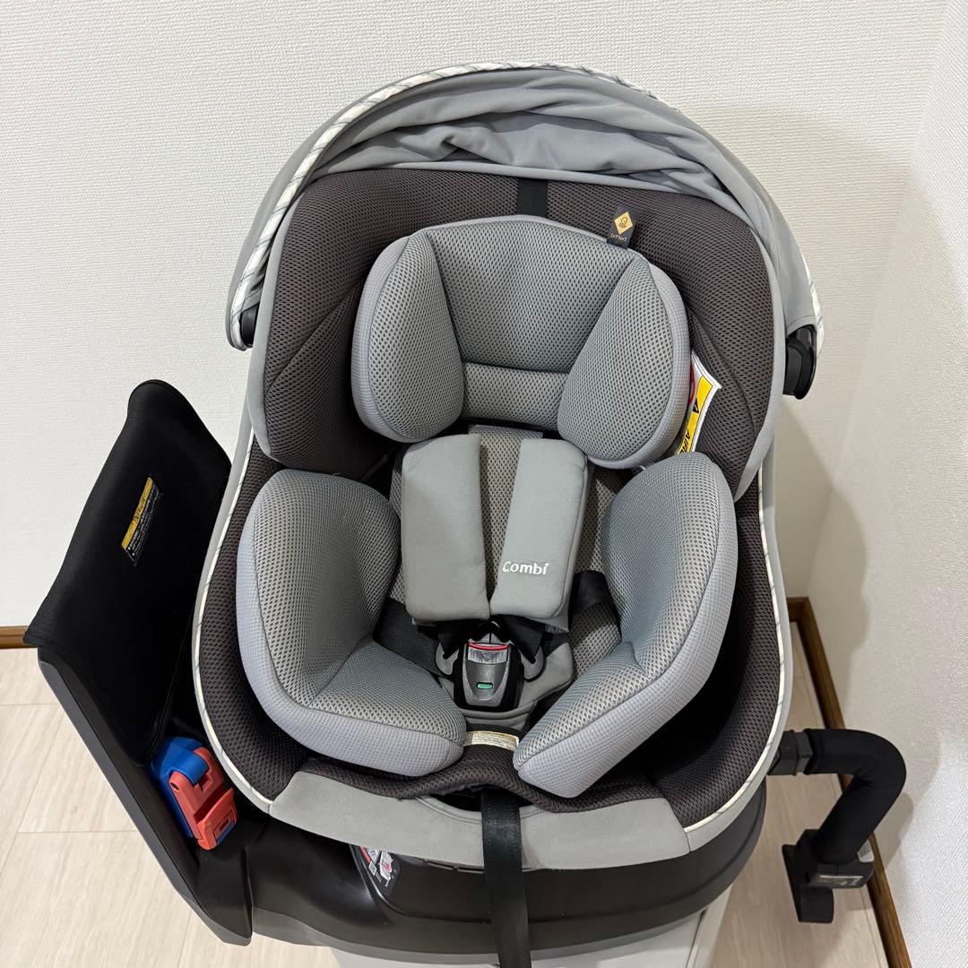 【美品】コンビ クルムーヴスマート JN-550 シートベルト固定