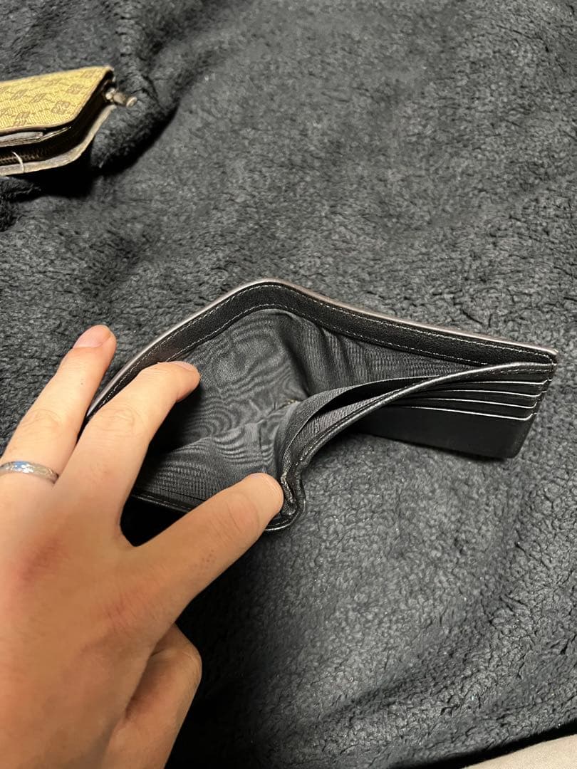 GUCCI スネークデザイン 二つ折り　財布