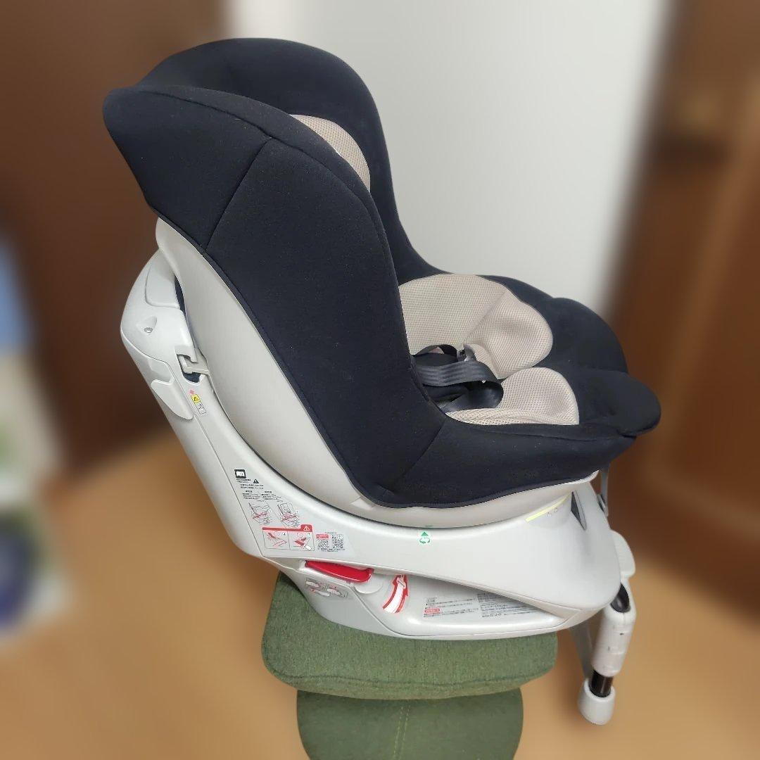 【美品】エールベベ 360ターンSⅡ　360℃回転式チャイルドシート