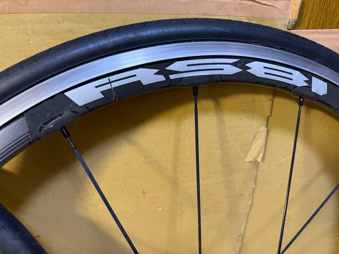 シマノ　WH-RS81 C35 カーボンホイール